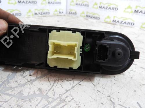 Used Left front window switch RENAULT CLIO IV (BH_) 1.5 dCi 75 (75 hp) 20046999