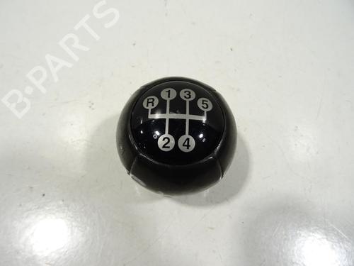 Used Shift knob Shift knob OPEL CORSA B (S93) 1.0 i 12V (F08, F68, M68) (54 hp) 25890456 25890456