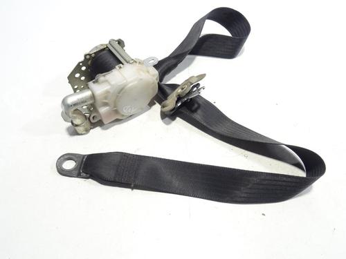 Used Front right seatbelt Front right seatbelt TOYOTA RAV 4 III (_A3_) 2.2 D 4WD (ALA30_, ALA30R) (177 hp) 32516996 32516996