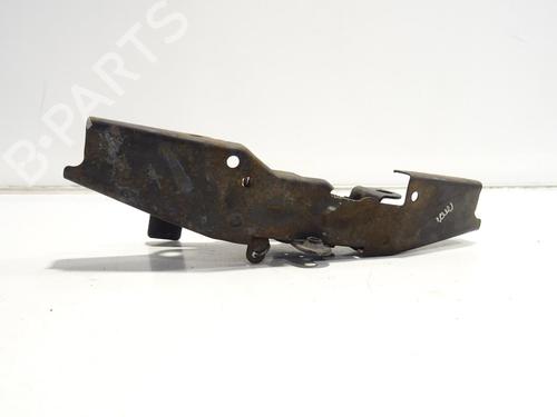 Used Hood lock Hood lock TOYOTA COROLLA Verso (ZER_, ZZE12_, R1_) 2.2 D-4D (AUR10_, AUR10R) (136 hp) 32447327 32447327