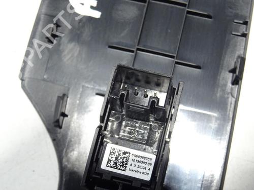 right-front-window-switch-seat-arona-kj7-kjp-2017-33917158 main image