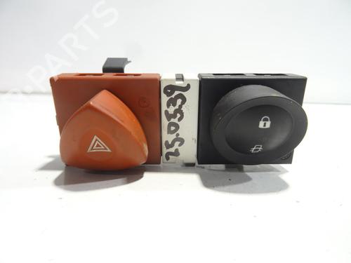 Used Warning switch RENAULT MEGANE II (BM0/1_, CM0/1_) 1.4 16V (BM0B, CM0B) (98 hp) 26657019