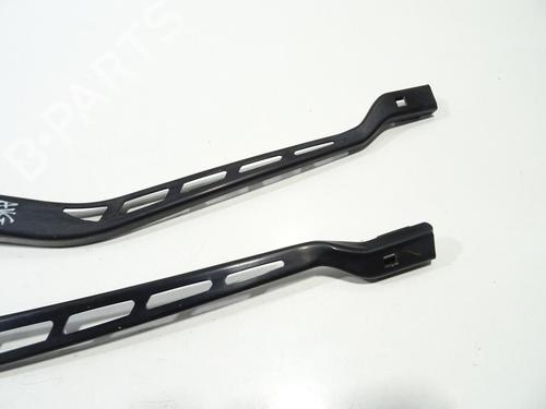 front-windshield-wiper-arm-mercedes-benz-glk-class-x204-2008-2009-2010-2011-2012-2013-2014-2015-26939902 main image
