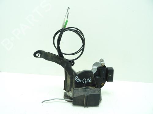 Høyre foran lås TOYOTA RAV 4 II (_A2_) 2.0 4WD (ACA21, ACA20) (150 hp) 31714521