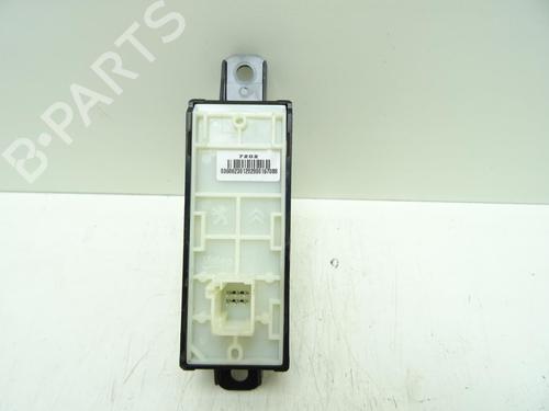 Switch PEUGEOT 208 I (CA_, CC_) 1.5 BlueHDI 100 | BP27303913I30
