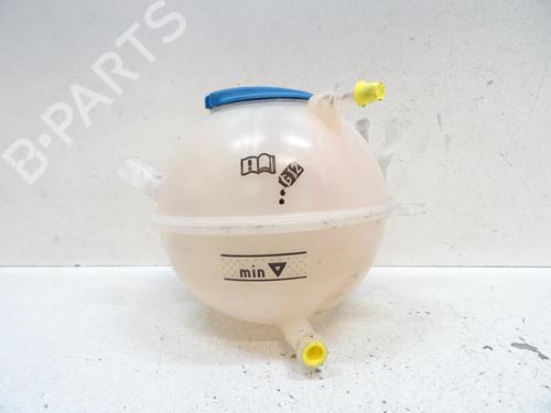 Ekspansjonstank Ekspansjonstank VW GOLF PLUS V (5M1, 521) [2004-2013] 20052810 20052810