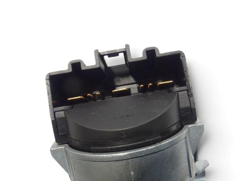 Used Ignition barrel Ignition barrel LAND ROVER DISCOVERY III (L319) 2.7 TD 4x4 (190 hp) 40202982 40202982