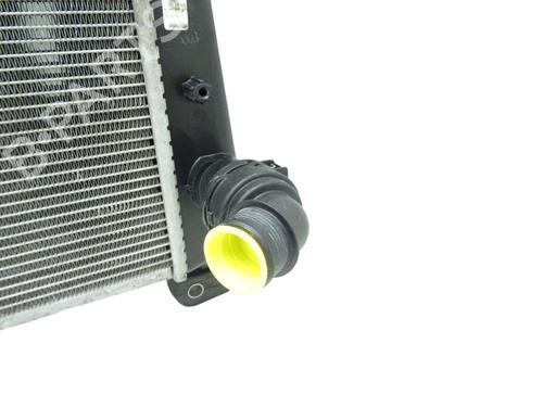 Used Water radiator Water radiator 37652307 37652307
