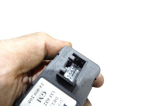 Used Left front window switch Left front window switch OPEL CORSA C (X01) 1.3 CDTI (F08, F68) (70 hp) 39605612 39605612