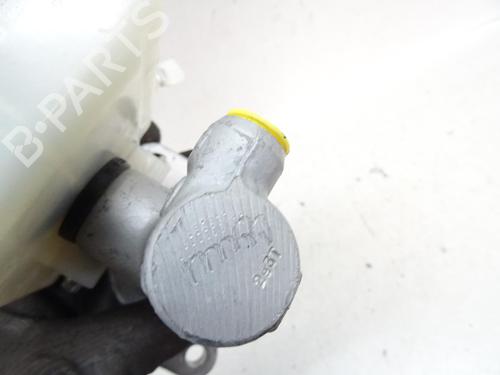 Used Brake master cylinder Brake master cylinder MERCEDES-BENZ B-CLASS Sports Tourer (W245) B 180 CDI (245.207) (109 hp) 20064156 20064156