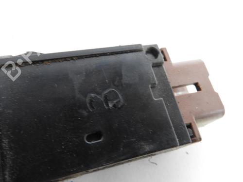 Switch TOYOTA HIACE IV Van (__H1_, __H2_) 2.5 D-4D 4WD (KLH18, KLH28) | BP22536303I30 
