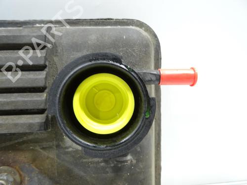 Used Expansion tank Expansion tank FIAT SCUDO Van (220_) 1.9 TD (90 hp) 33025217 33025217