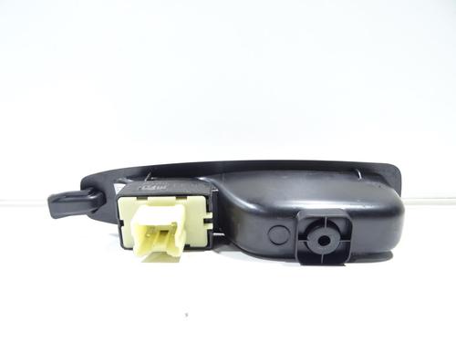 right-rear-window-switch-renault-captur-i-j5_-h5_-2013-32063673 main image