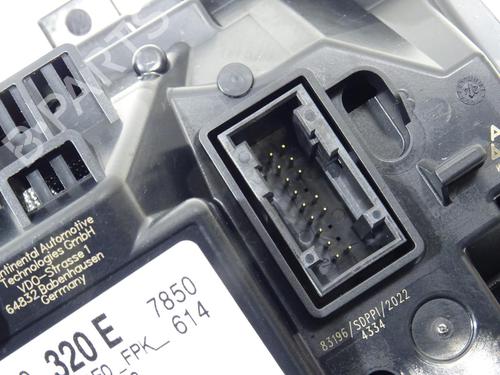 Used Instrument cluster Instrument cluster SEAT ARONA (KJ7, KJP) 1.5 TSI (150 hp) 33917175 33917175