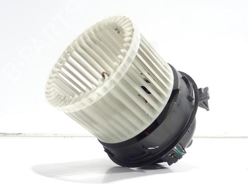 Used Heater blower motor CITROËN C4 III (BA_, BB_, BC_) 1.2 Hybrid 136 (BAHPYJ) (136 hp) 29477541