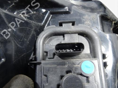 Used Right taillight Right taillight 37998027 37998027