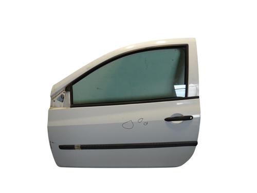 left-front-door-renault-clio-iii-br01-cr01-2005-2006-2007-2008-2009-2010-2011-2012-2013-2014-38646943 main image
