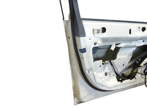 Used Left front door Left front door CITROËN C5 III (RD_) 2.0 HDi 140 (RDRHF8, RDRHFA, RDRHA8, RDRHAJ) (140 hp) 35888133 35888133