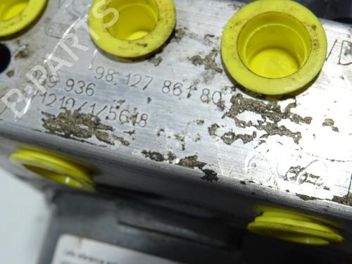 Used ABS pump ABS pump PEUGEOT 5008 II (MC_, MJ_, MR_, M4_) 1.5 BlueHDi 130 (MCYHZJ, MCYHZR, MCYHZX) (131 hp) 33738712 33738712