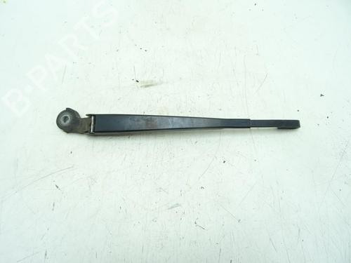 rear-windshield-wiper-arm-vw-golf-iv-1j1-1997-1998-1999-2000-2001-2002-2003-2004-2005-2006-2007-2008-32263983 main image