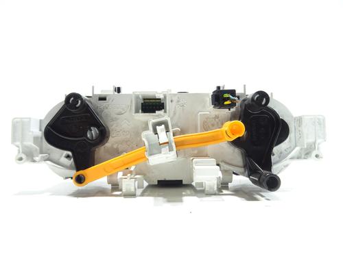 Climate control PEUGEOT 208 I (CA_, CC_) 1.6 HDi / BlueHDi 75 | BP22643497I5 
