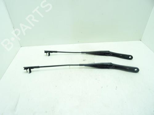front-windshield-wiper-arm-opel-astra-h-twintop-a04-2005-2006-2007-2008-2009-2010-32250137 main image