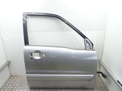 Used Right front door SUZUKI GRAND VITARA I (FT, HT) 2.7 4x4 (JA627, SQ627W2) (173 hp) 29998211