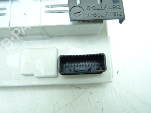 display-monitor-renault-trafic-ii-bus-jl-2001-32984860 main image