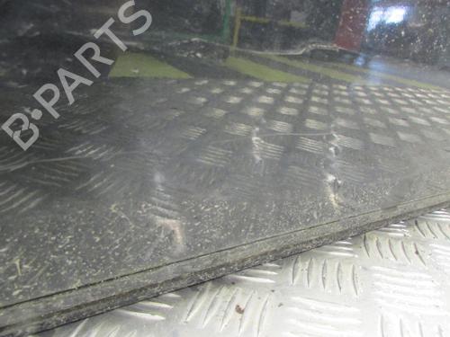 Used Left rear door Left rear door 20037497 20037497