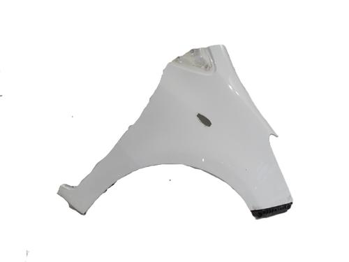 Forskærm Højre TOYOTA YARIS (_P9_) 1.4 D-4D (NLP90_, NLP90R) (90 hp) 31660531