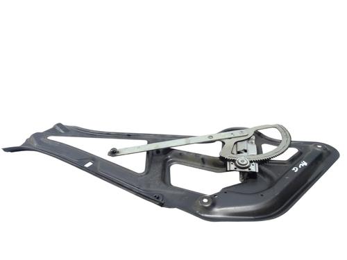 Used Front left window mechanism Front left window mechanism MERCEDES-BENZ SPRINTER 2-t Bus (B901, B902) 208 CDI (901.671, 902.671, 902.672) (82 hp) 36338687 36338687