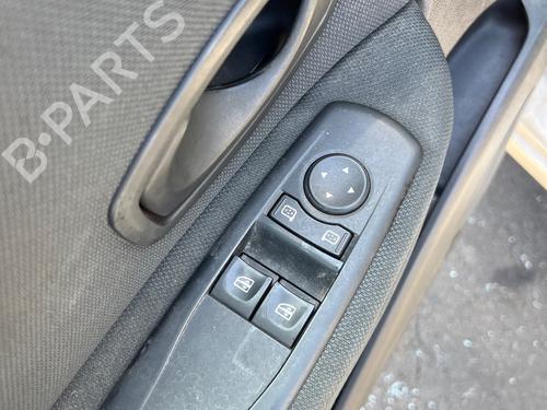 Brugte RENAULT GRAND SCÉNIC III (JZ0/1_) 1.5 dCi (JZ0B, JZ07) 4937101