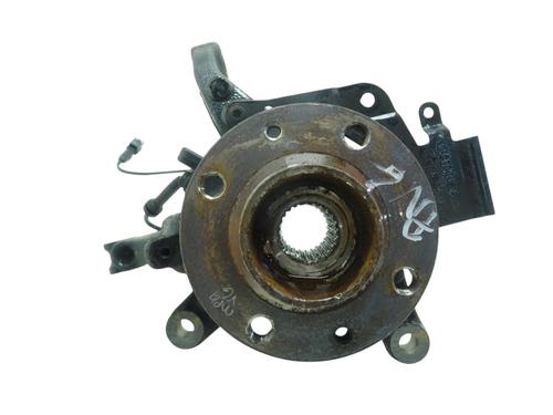 Fusee links voor Fusee links voor RENAULT CAPTUR I (J5_, H5_) 1.5 dCi 90 (J5N4, J5M5, J5MW, J5M6, J5AL, J5AJ) (90 hp) 35888434 35888434