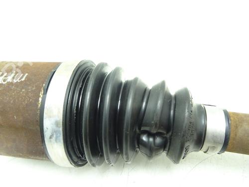 left-front-driveshaft-renault-megane-iii-hatchback-bz01_-b3_-2008-34285373 main image