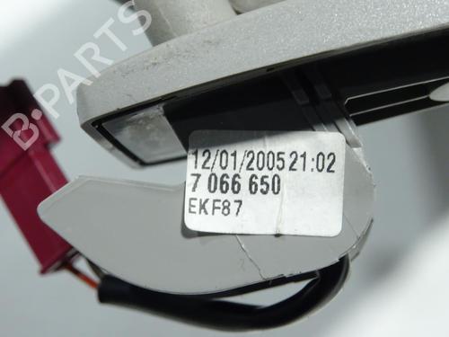 right-sun-visor-bmw-5-e60-2001-2002-2003-2004-2005-2006-2007-2008-2009-2010-31012127 main image