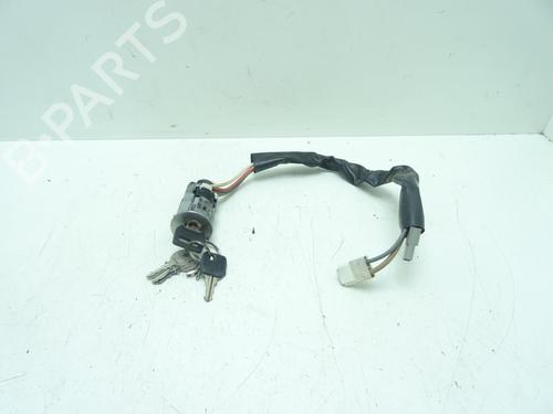 Used Ignition barrel Ignition barrel PEUGEOT J9 Van 2.1 D (56 hp) 33050057 33050057