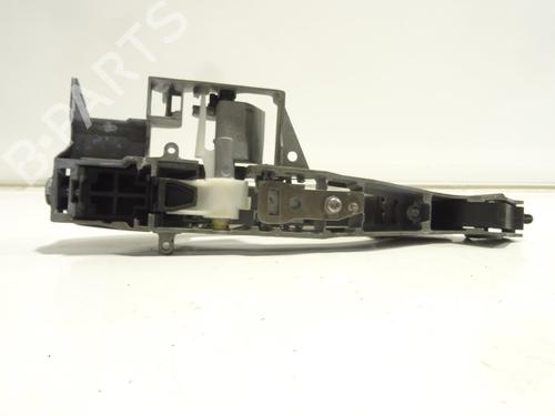 rear-left-exterior-door-handle-peugeot-5008-0u_-0e_-2009-2010-2011-2012-2013-2014-2015-2016-2017-25594429 main image