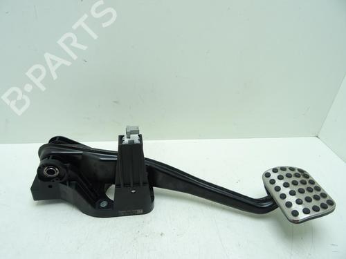 Used Break pedal MERCEDES-BENZ A-CLASS (W176) A 160 CDI / d (176.011) (90 hp) 31839328
