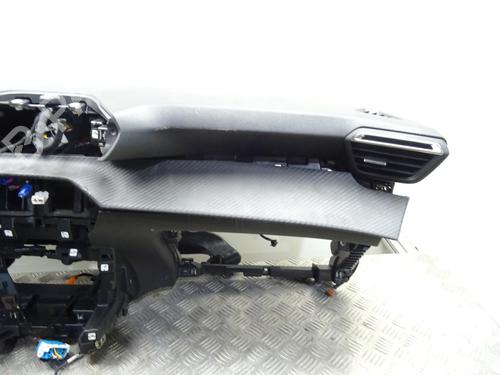 Used Dashboard Dashboard PEUGEOT 208 II (UB_, UP_, UW_, UJ_) 1.2 PureTech 75 (75 hp) 29543253 29543253