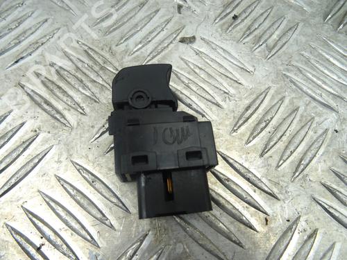 Right front window switch KIA VENGA (YN) 1.4 CRDi 90 | BP30143947I26