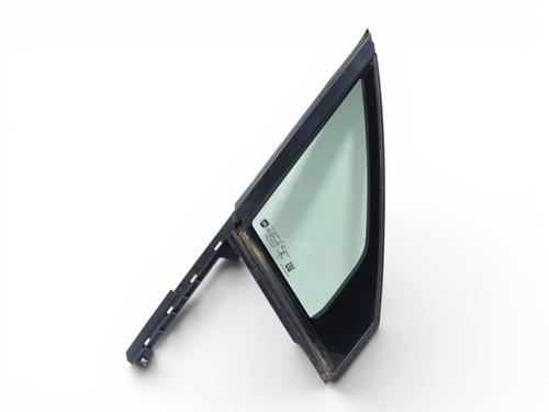 front-right-quarter-glass-fiat-500x-334_-2014-37998001 main image