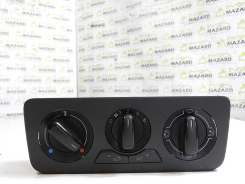 Used Climate control Climate control AUDI A1 (8X1, 8XK) 1.6 TDI (105 hp) 20041684 20041684
