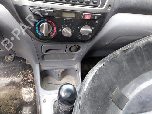 Left front window switch TOYOTA RAV 4 II (_A2_) 2.0 D 4WD (CLA20_, CLA21_, CLA20R, CLA21R) | BP38271487I27 - Image 8