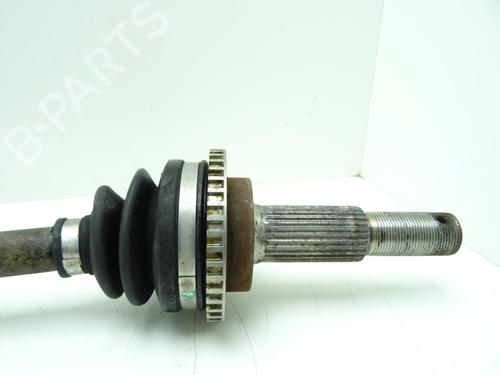 Used Right rear driveshaft Right rear driveshaft NISSAN X-TRAIL I (T30) 2.2 Di 4x4 (114 hp) 31717574 31717574