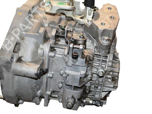 Caja de cambios Caja de cambios ALFA ROMEO GIULIETTA (940_) 1.6 JTDM (940FXD1A) (105 hp) 39728950 39728950