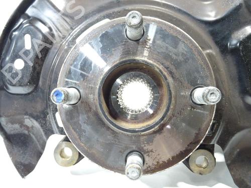 Right front steering knuckle TOYOTA YARIS (_P13_) 1.5 Hybrid (NHP130_, NHP130) | BP23787594M26