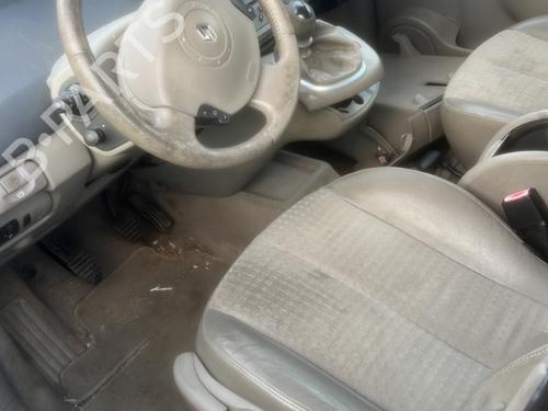 Front right lock RENAULT SCÉNIC II (JM0/1_) 1.9 dCi (JM14) | BP23785998C97 