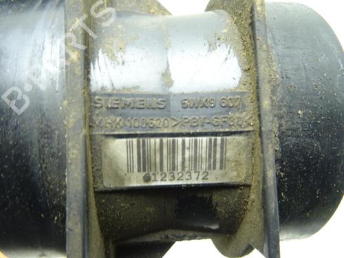Used Mass air flow sensor Mass air flow sensor LAND ROVER DISCOVERY II (L318) 2.5 Td5 4x4 (139 hp) 31924985 31924985