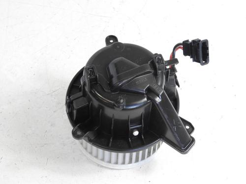 Heater blower motor SEAT IBIZA V (KJ1, KJG) 1.0 TSI | BP21970934M62 