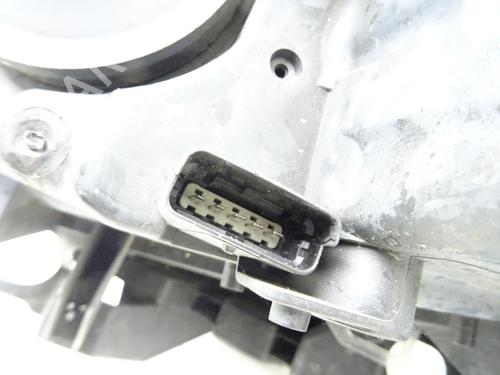 Right headlight RENAULT SCÉNIC II (JM0/1_) 2.0 dCi (JM1K) | BP29998190C29 